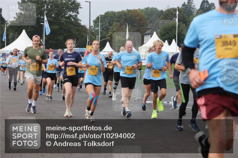 13.09.2026 - Kiel Lauf Andreas Tolksdorf http://msf.ph/oto/10294002 13.09.2026 09:25:38 Kiellinie 8770, 6649, 5400, 4256, 5811, 6038, 8636, 3849 meine-sportfotos.de