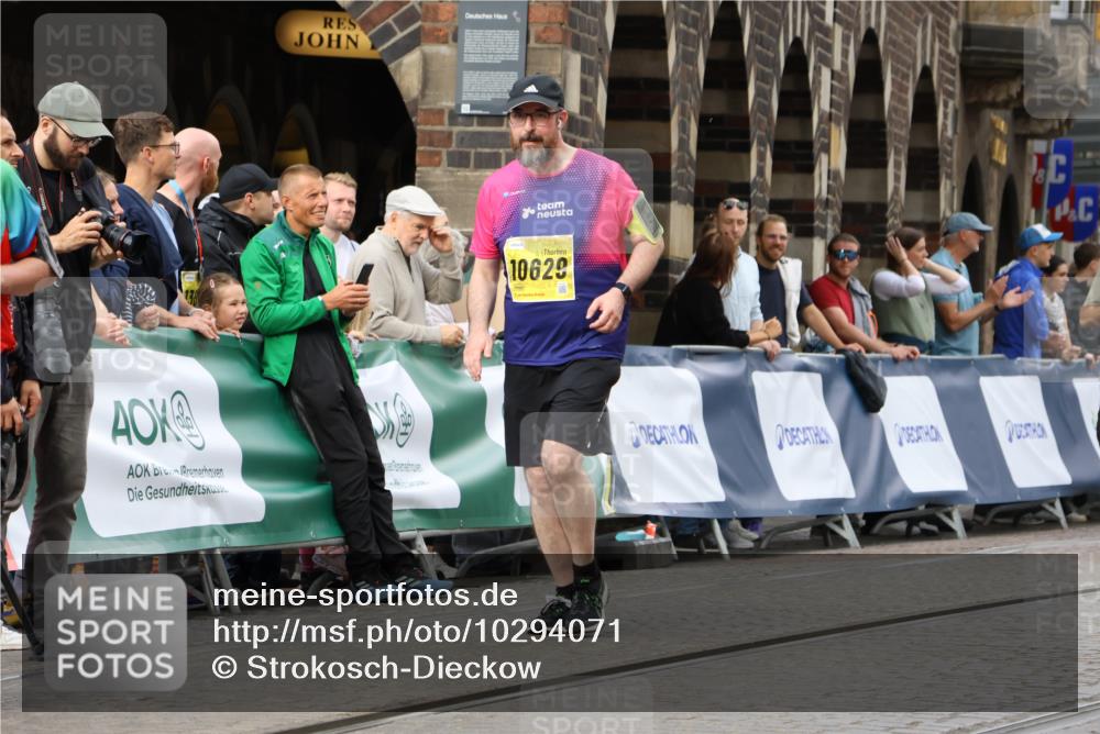 13.09.2026 - 21. swb-Marathon Bremen Strokosch-Dieckow http://msf.ph/oto/10294071 13.09.2026 11:19:23 Ziel 10202, 10524, 11629, 11794, 12090, 10004 meine-sportfotos.de