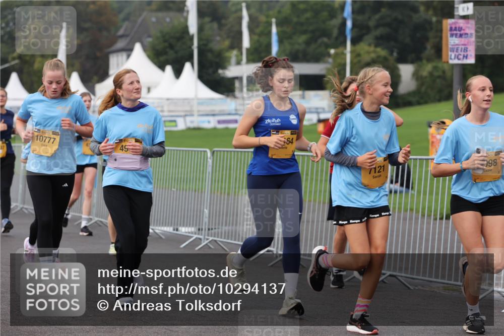 13.09.2026 - Kiel Lauf Andreas Tolksdorf http://msf.ph/oto/10294137 13.09.2026 09:26:10 Kiellinie 38, 10777, 45, 38, 64, 33, 7121, 38, 98 meine-sportfotos.de