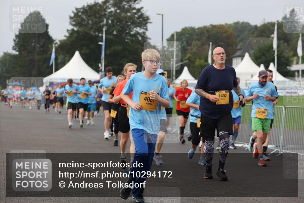 13.09.2026 - Kiel Lauf Andreas Tolksdorf http://msf.ph/oto/10294172 13.09.2026 09:26:15 Kiellinie 400, 4, 39, 1402, 12069 meine-sportfotos.de