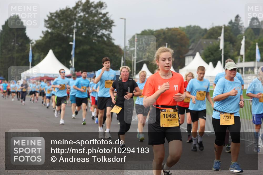 13.09.2026 - Kiel Lauf Andreas Tolksdorf http://msf.ph/oto/10294183 13.09.2026 09:26:17 Kiellinie 10202, 11, 814, 4, 48, 10460, 7924, 7731 meine-sportfotos.de