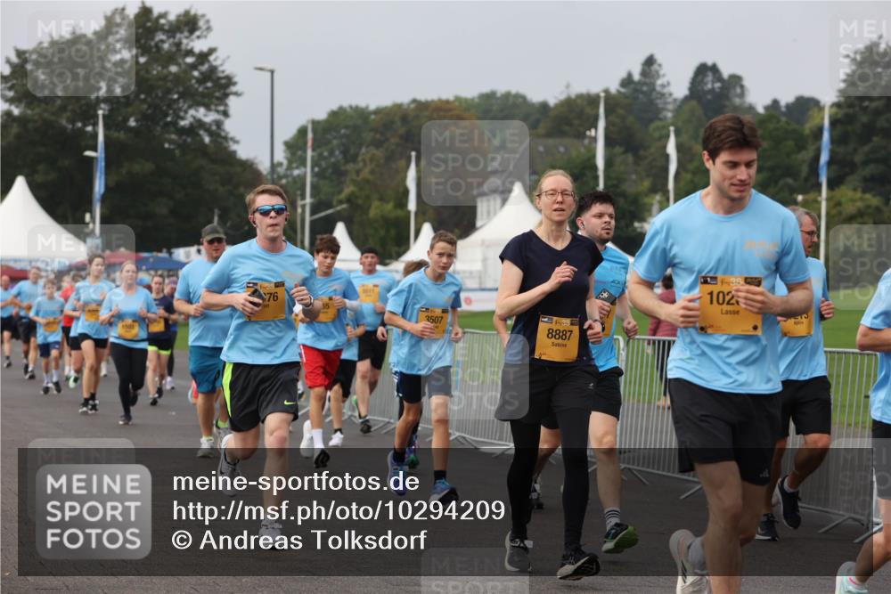 13.09.2026 - Kiel Lauf Andreas Tolksdorf http://msf.ph/oto/10294209 13.09.2026 09:26:21 Kiellinie 1503, 35, 76, 5611, 3507, 38, 8887, 38, 102 meine-sportfotos.de