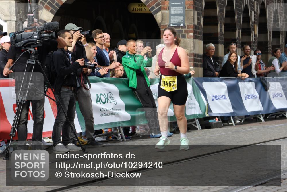 13.09.2026 - 21. swb-Marathon Bremen Strokosch-Dieckow http://msf.ph/oto/10294240 13.09.2026 11:19:47 Ziel 10004, 10629, 10933, 11050, 11760, 12224, 10430, 10882, 11546, 12472 meine-sportfotos.de