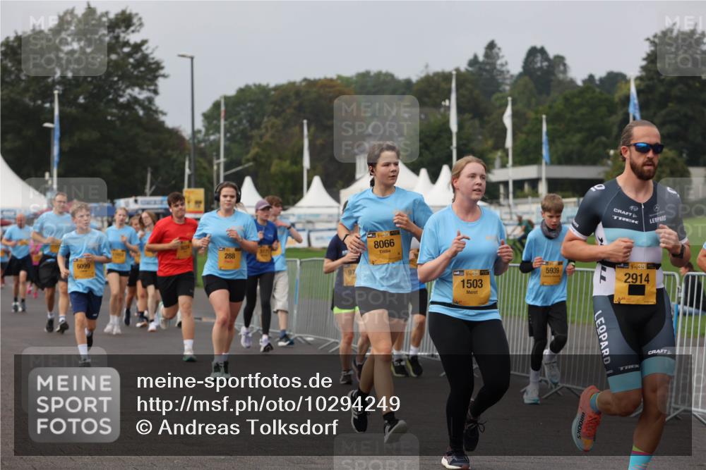 13.09.2026 - Kiel Lauf Andreas Tolksdorf http://msf.ph/oto/10294249 13.09.2026 09:26:26 Kiellinie 9224, 5171, 288, 6099, 480, 97, 38, 8066, 38, 1503, 5939, 1, 38, 2914 meine-sportfotos.de