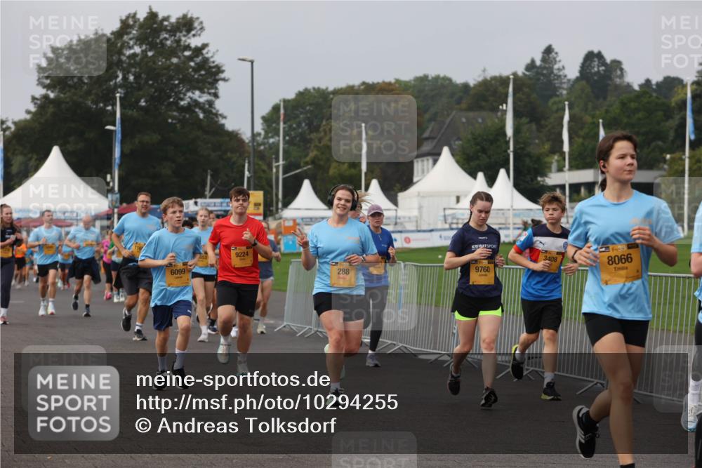 13.09.2026 - Kiel Lauf Andreas Tolksdorf http://msf.ph/oto/10294255 13.09.2026 09:26:27 Kiellinie 6099, 9224, 288, 9760, 3408, 38, 8066 meine-sportfotos.de