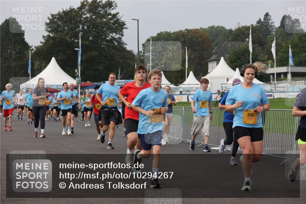 13.09.2026 - Kiel Lauf Andreas Tolksdorf http://msf.ph/oto/10294267 13.09.2026 09:26:29 Kiellinie 1235, 1045, 11655, 099, 5672, 288 meine-sportfotos.de