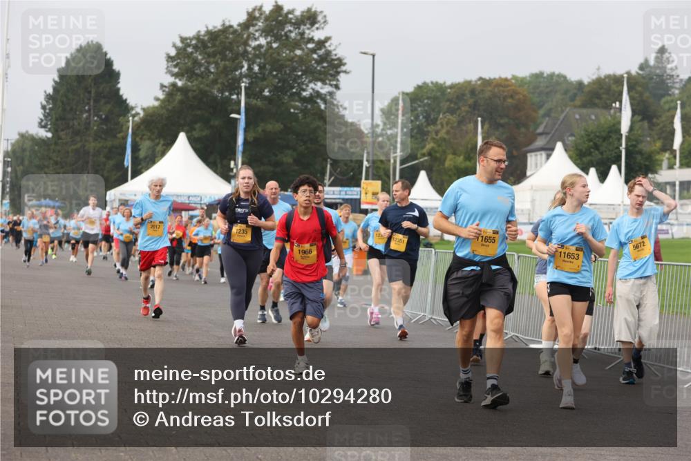 13.09.2026 - Kiel Lauf Andreas Tolksdorf http://msf.ph/oto/10294280 13.09.2026 09:26:32 Kiellinie 2017, 1235, 1966, 1655, 11653, 123, 12351, 5672 meine-sportfotos.de