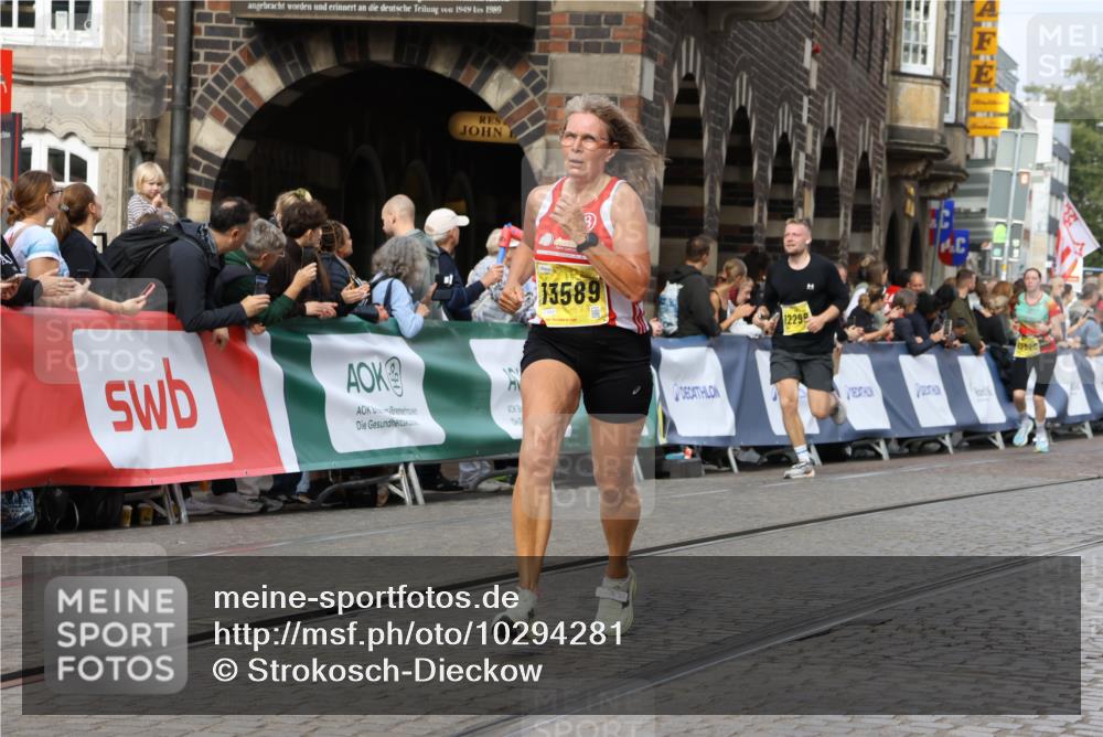 13.09.2026 - 21. swb-Marathon Bremen Strokosch-Dieckow http://msf.ph/oto/10294281 13.09.2026 10:47:23 Ziel 10289, 10504, 10744, 11060, 11199, 11212, 11344, 11608, 11650, 11651, 11661, 11783, 11814, 12415, 12470, 13589, 13613, 10189, 10223, 10270, 10310, 10594, 10807, 10873, 11130, 11469, 11646, 11809, 12296, 12318, 13521 meine-sportfotos.de