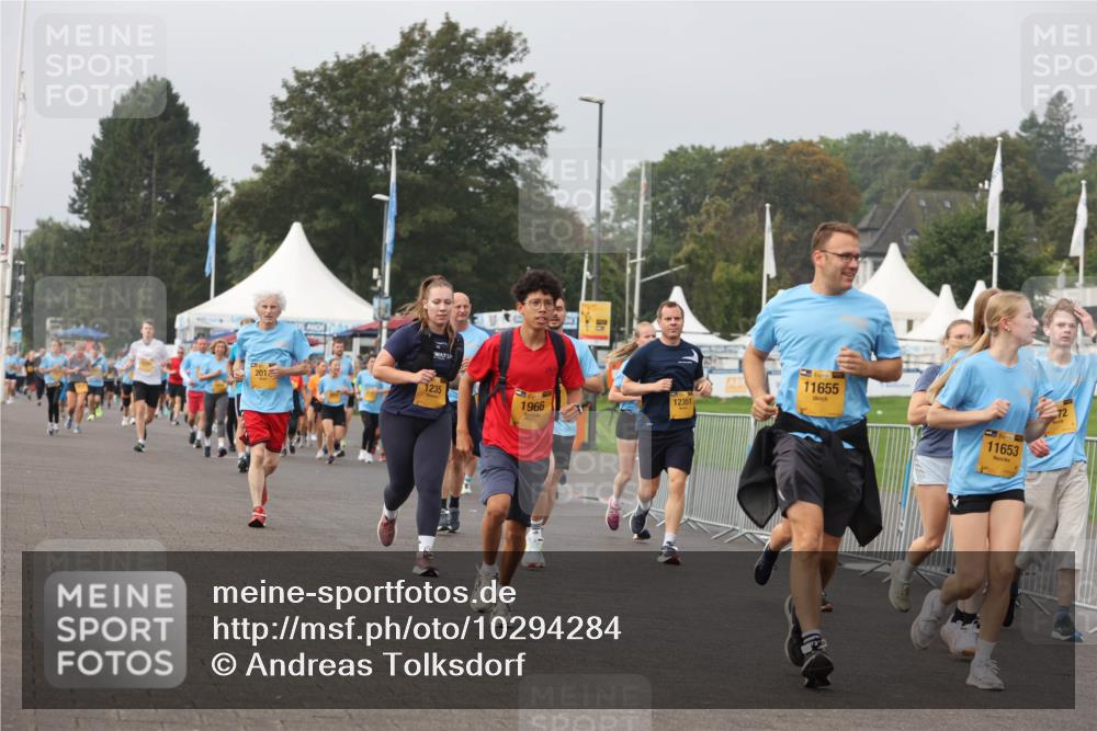 13.09.2026 - Kiel Lauf Andreas Tolksdorf http://msf.ph/oto/10294284 13.09.2026 09:26:32 Kiellinie 201, 1235, 1966, 12351, 11655, 1, 39, 11653, 72 meine-sportfotos.de