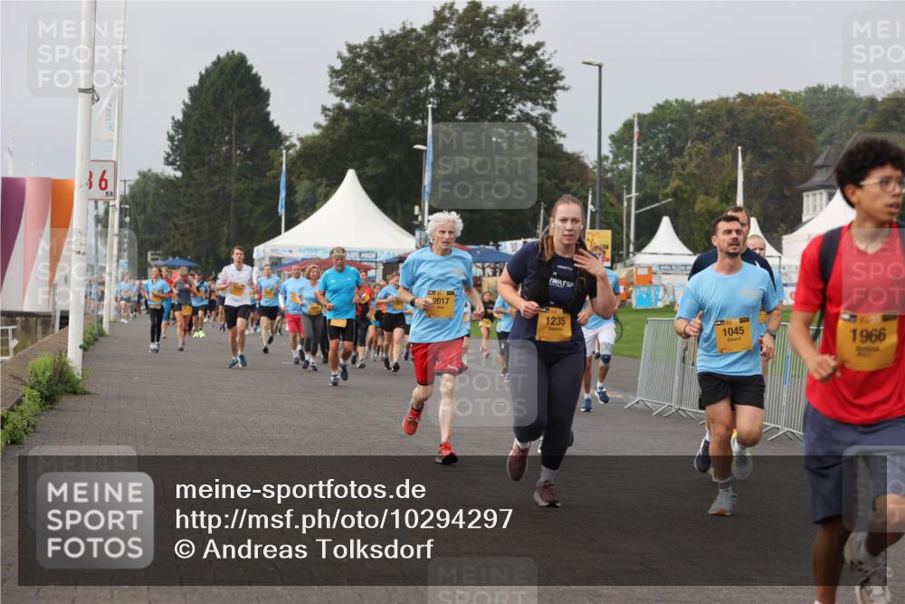 13.09.2026 - Kiel Lauf Andreas Tolksdorf http://msf.ph/oto/10294297 13.09.2026 09:26:34 Kiellinie 36, 30, 2017, 1235, 1045, 1966 meine-sportfotos.de