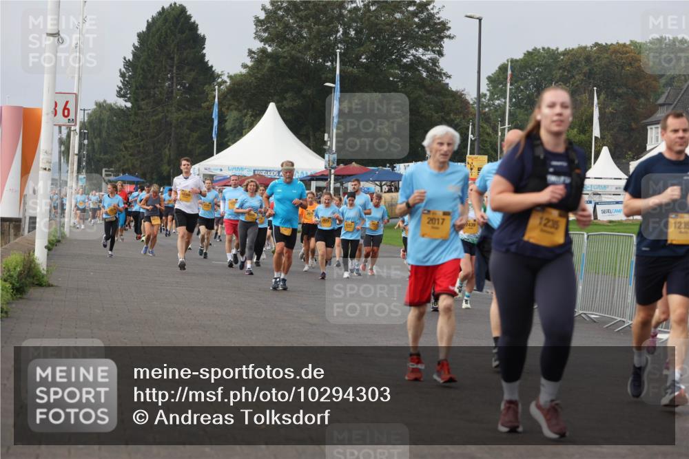 13.09.2026 - Kiel Lauf Andreas Tolksdorf http://msf.ph/oto/10294303 13.09.2026 09:26:35 Kiellinie 36, 2671, 2017, 7439, 1235, 1235 meine-sportfotos.de