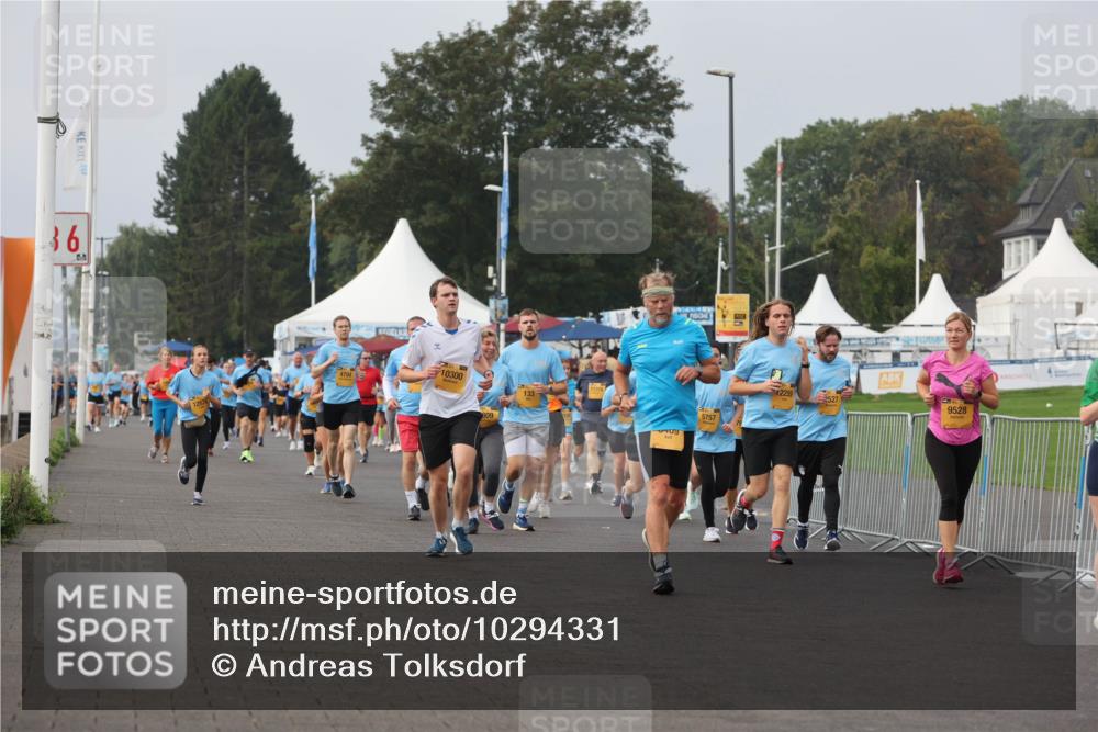 13.09.2026 - Kiel Lauf Andreas Tolksdorf http://msf.ph/oto/10294331 13.09.2026 09:26:39 Kiellinie 36, 50, 4704, 10300, 809, 409, 5757, 9528 meine-sportfotos.de
