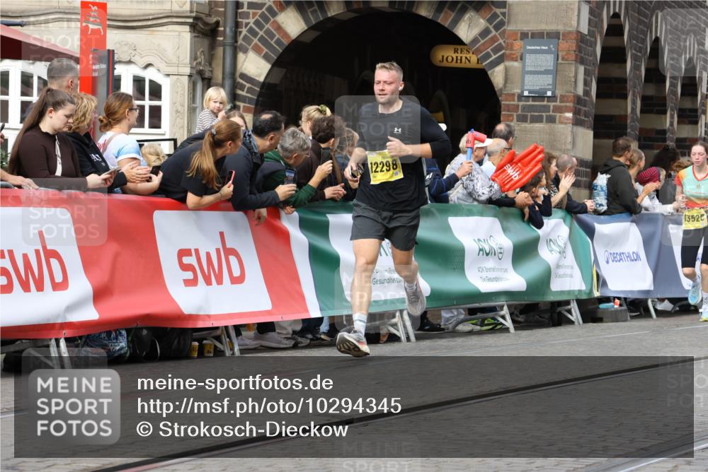 13.09.2026 - 21. swb-Marathon Bremen Strokosch-Dieckow http://msf.ph/oto/10294345 13.09.2026 10:47:25 Ziel 10289, 10744, 11060, 11199, 11212, 11344, 11608, 11650, 11651, 11783, 11814, 12415, 12470, 13589, 13613, 10210, 10223, 10270, 10594, 10807, 10860, 10873, 11130, 11469, 11646, 11809, 12077, 12296, 12318, 12547, 13521 meine-sportfotos.de