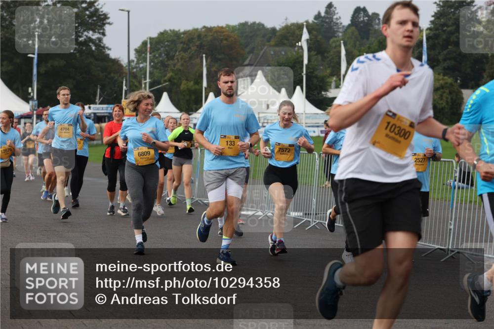 13.09.2026 - Kiel Lauf Andreas Tolksdorf http://msf.ph/oto/10294358 13.09.2026 09:26:44 Kiellinie 12676, 4704, 133, 6809, 7572, 10300, 3, 2527 meine-sportfotos.de
