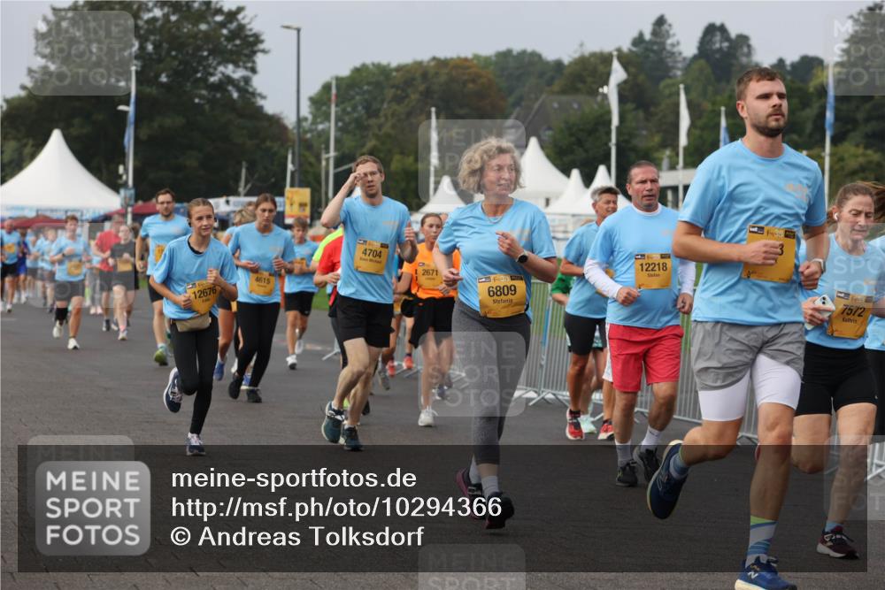 13.09.2026 - Kiel Lauf Andreas Tolksdorf http://msf.ph/oto/10294366 13.09.2026 09:26:45 Kiellinie 4615, 12676, 4704, 2671, 39, 6809, 12218, 39, 39, 7572 meine-sportfotos.de