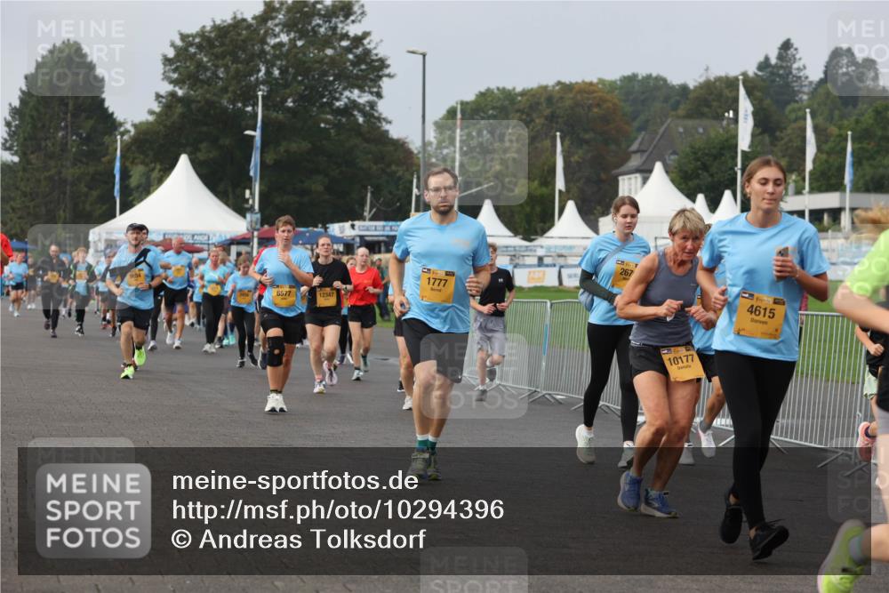 13.09.2026 - Kiel Lauf Andreas Tolksdorf http://msf.ph/oto/10294396 13.09.2026 09:26:49 Kiellinie 1777, 6577, 12347, 267, 190, 10177, 1, 38, 4615 meine-sportfotos.de