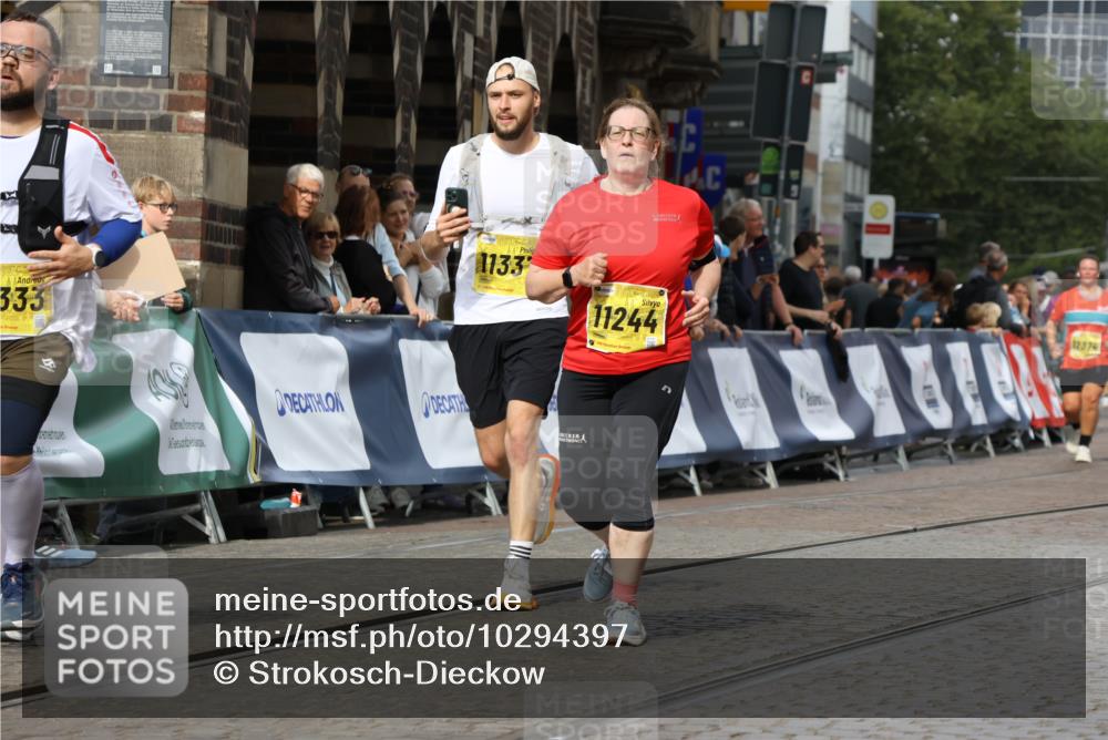 13.09.2026 - 21. swb-Marathon Bremen Strokosch-Dieckow http://msf.ph/oto/10294397 13.09.2026 11:20:18 Ziel 10430, 10882, 11546, 12472, 10161, 11296, 11541, 11980, 12285 meine-sportfotos.de