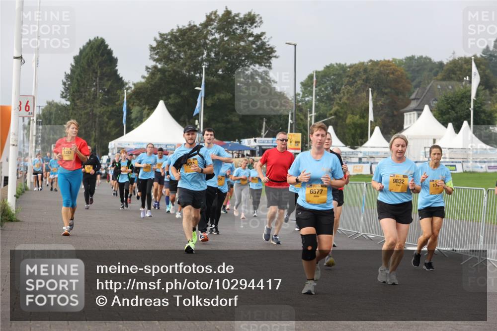 13.09.2026 - Kiel Lauf Andreas Tolksdorf http://msf.ph/oto/10294417 13.09.2026 09:26:52 Kiellinie 36, 1033, 9634, 139, 156, 6577, 9832 meine-sportfotos.de