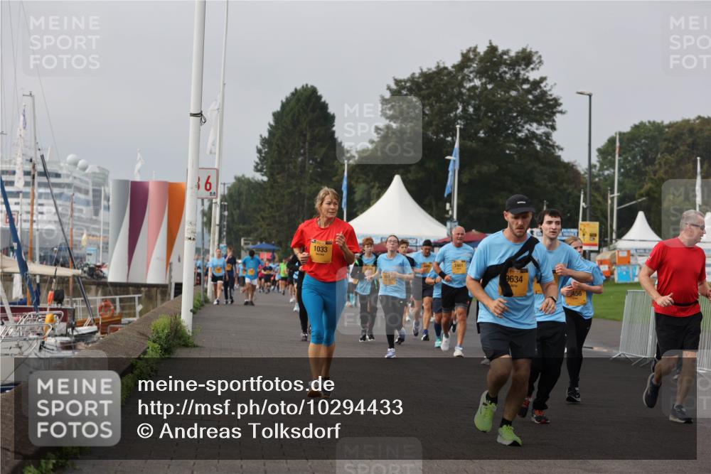 13.09.2026 - Kiel Lauf Andreas Tolksdorf http://msf.ph/oto/10294433 13.09.2026 09:26:54 Kiellinie 36, 1033, 7461, 9634, 456 meine-sportfotos.de