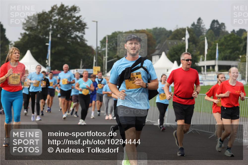 13.09.2026 - Kiel Lauf Andreas Tolksdorf http://msf.ph/oto/10294444 13.09.2026 09:26:56 Kiellinie 1033, 9634 meine-sportfotos.de