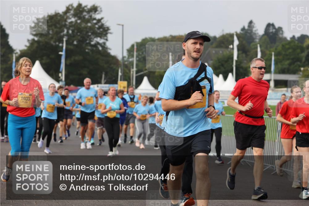 13.09.2026 - Kiel Lauf Andreas Tolksdorf http://msf.ph/oto/10294446 13.09.2026 09:26:57 Kiellinie 1033 meine-sportfotos.de