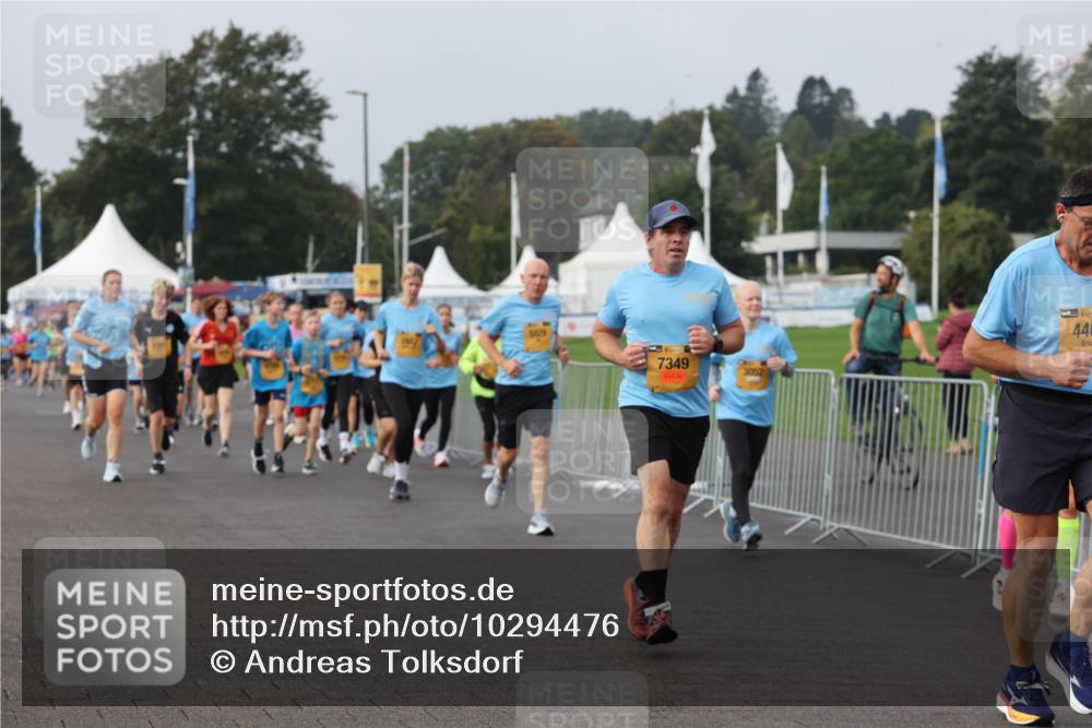13.09.2026 - Kiel Lauf Andreas Tolksdorf http://msf.ph/oto/10294476 13.09.2026 09:27:06 Kiellinie 7349, 440 meine-sportfotos.de