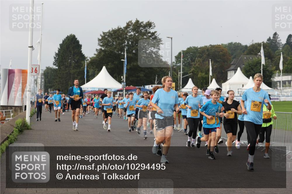 13.09.2026 - Kiel Lauf Andreas Tolksdorf http://msf.ph/oto/10294495 13.09.2026 09:27:09 Kiellinie 36, 6239, 8189, 2656, 2852, 3192 meine-sportfotos.de