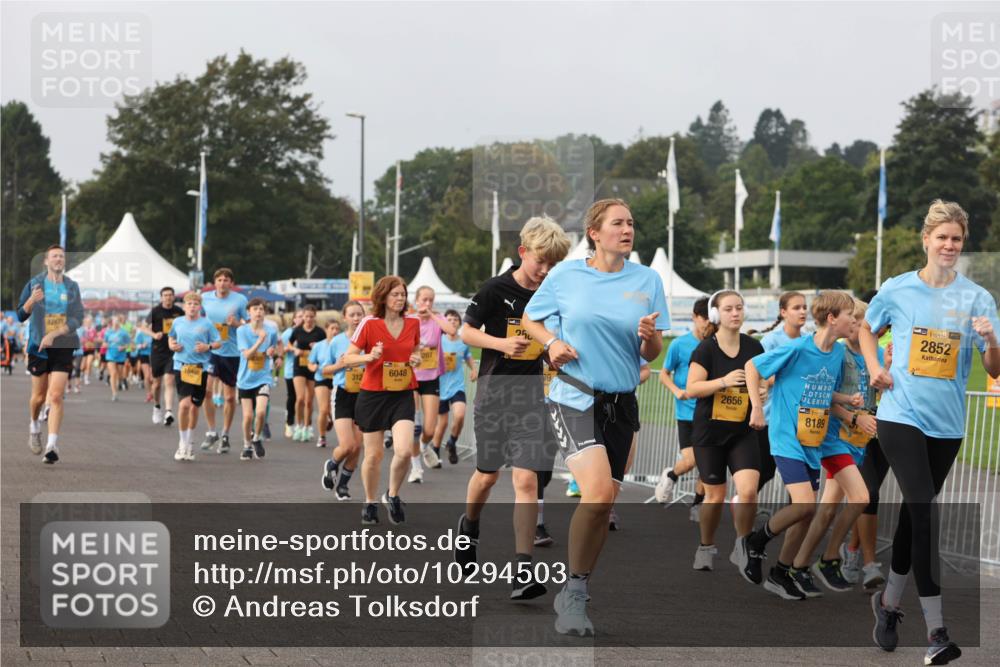 13.09.2026 - Kiel Lauf Andreas Tolksdorf http://msf.ph/oto/10294503 13.09.2026 09:27:11 Kiellinie 12678, 312, 6048, 250, 2656, 8189, 2852 meine-sportfotos.de