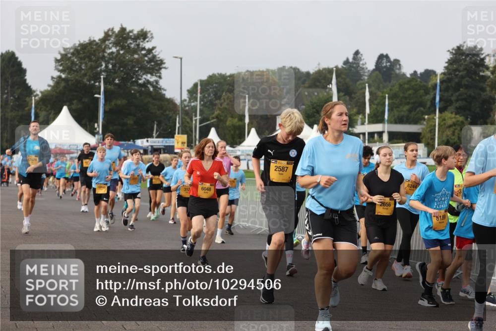 13.09.2026 - Kiel Lauf Andreas Tolksdorf http://msf.ph/oto/10294506 13.09.2026 09:27:11 Kiellinie 12678, 10498, 312, 6048, 38, 2587, 87, 2656, 8244, 8189 meine-sportfotos.de