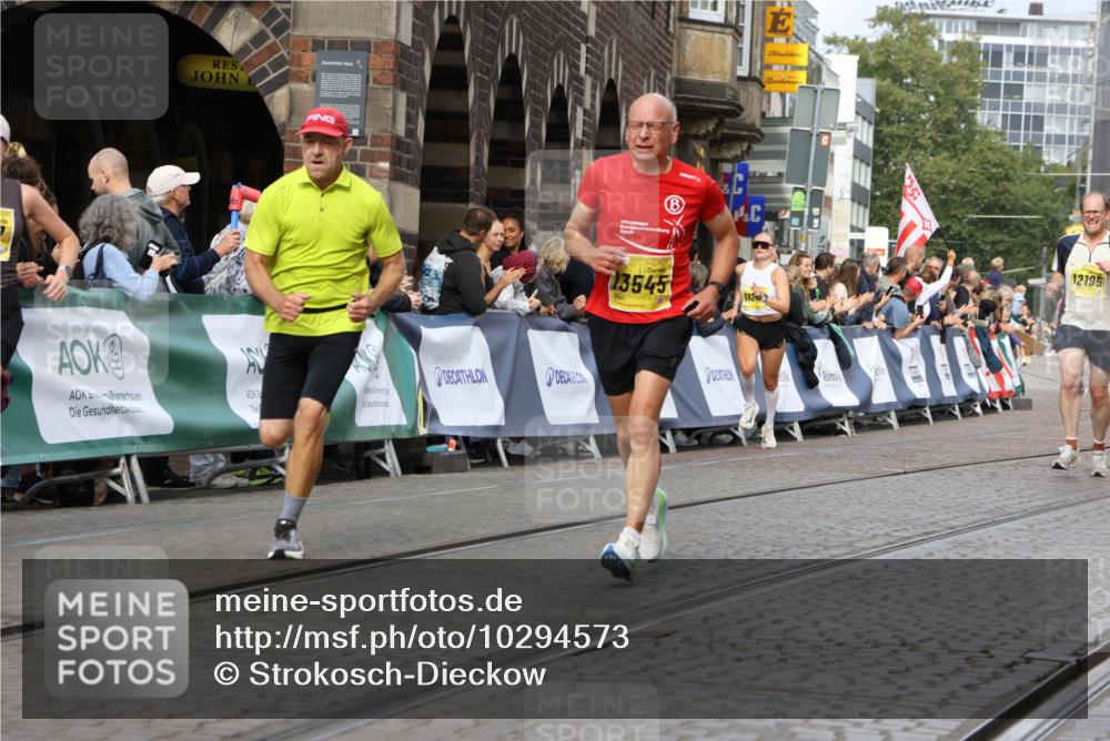 13.09.2026 - 21. swb-Marathon Bremen Strokosch-Dieckow http://msf.ph/oto/10294573 13.09.2026 10:47:29 Ziel 10319, 10744, 11060, 11187, 11344, 11462, 11608, 11650, 11651, 11814, 12048, 12298, 12415, 12470, 13528, 13589, 13613, 10172, 10210, 10223, 10270, 10393, 10594, 10860, 10873, 11130, 11469, 11646, 11809, 11894, 12077, 12296, 12318, 12547, 13521 meine-sportfotos.de