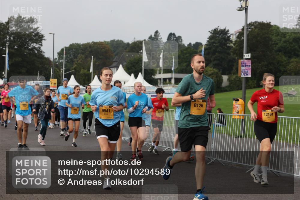 13.09.2026 - Kiel Lauf Andreas Tolksdorf http://msf.ph/oto/10294589 13.09.2026 09:27:24 Kiellinie 7494, 4606, 1418, 38, 9841, 142, 38, 8126, 12161 meine-sportfotos.de