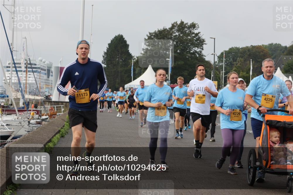 13.09.2026 - Kiel Lauf Andreas Tolksdorf http://msf.ph/oto/10294625 13.09.2026 09:27:37 Kiellinie 11173, 6278, 4910, 401, 4229, 4225 meine-sportfotos.de