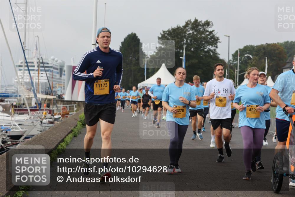13.09.2026 - Kiel Lauf Andreas Tolksdorf http://msf.ph/oto/10294628 13.09.2026 09:27:38 Kiellinie 17412, 39, 11173, 39, 278, 401, 39, 4229 meine-sportfotos.de