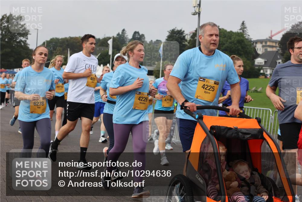 13.09.2026 - Kiel Lauf Andreas Tolksdorf http://msf.ph/oto/10294636 13.09.2026 09:27:39 Kiellinie 6278, 10742, 401, 38, 4229, 4710, 38, 4225 meine-sportfotos.de
