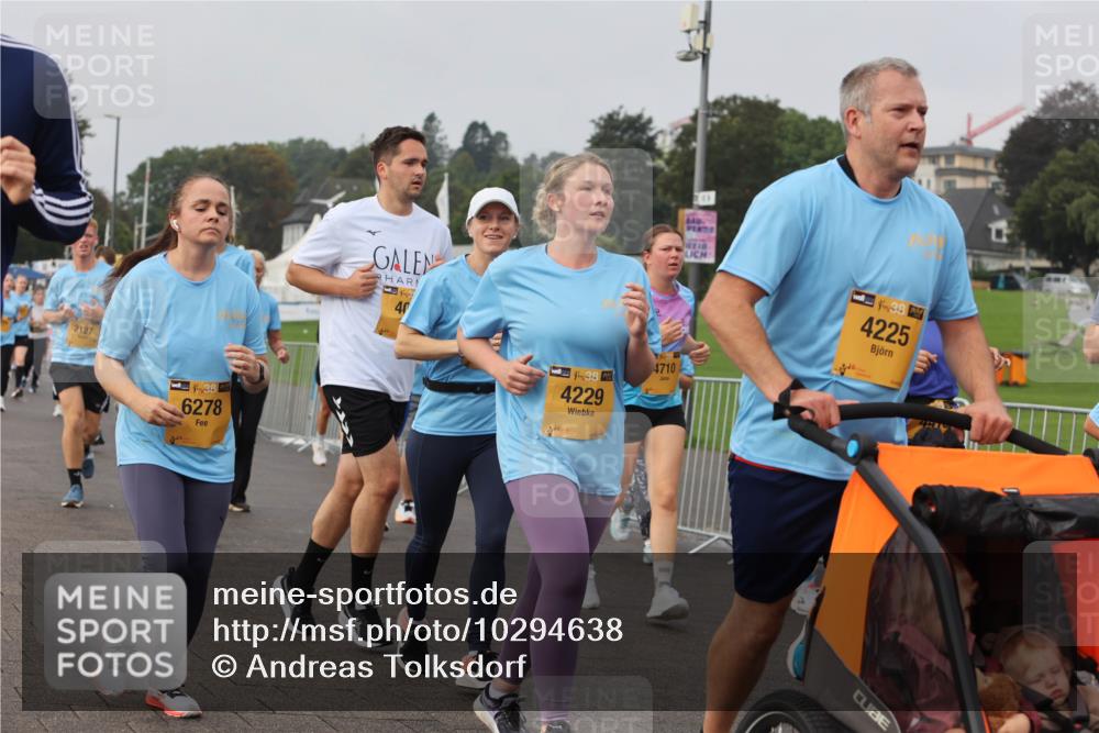 13.09.2026 - Kiel Lauf Andreas Tolksdorf http://msf.ph/oto/10294638 13.09.2026 09:27:40 Kiellinie 2127, 38, 6278, 40, 28, 4229, 3, 4710, 48, 4225 meine-sportfotos.de