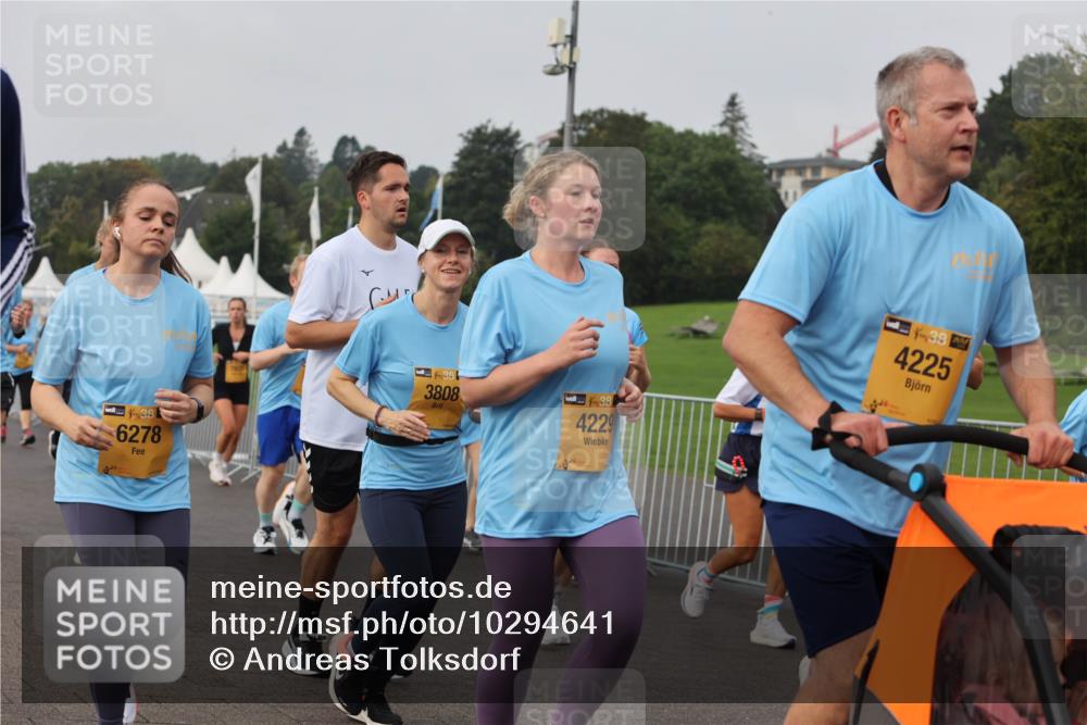 13.09.2026 - Kiel Lauf Andreas Tolksdorf http://msf.ph/oto/10294641 13.09.2026 09:27:40 Kiellinie 38, 6278, 3808, 38, 4229, 4, 38, 4225 meine-sportfotos.de