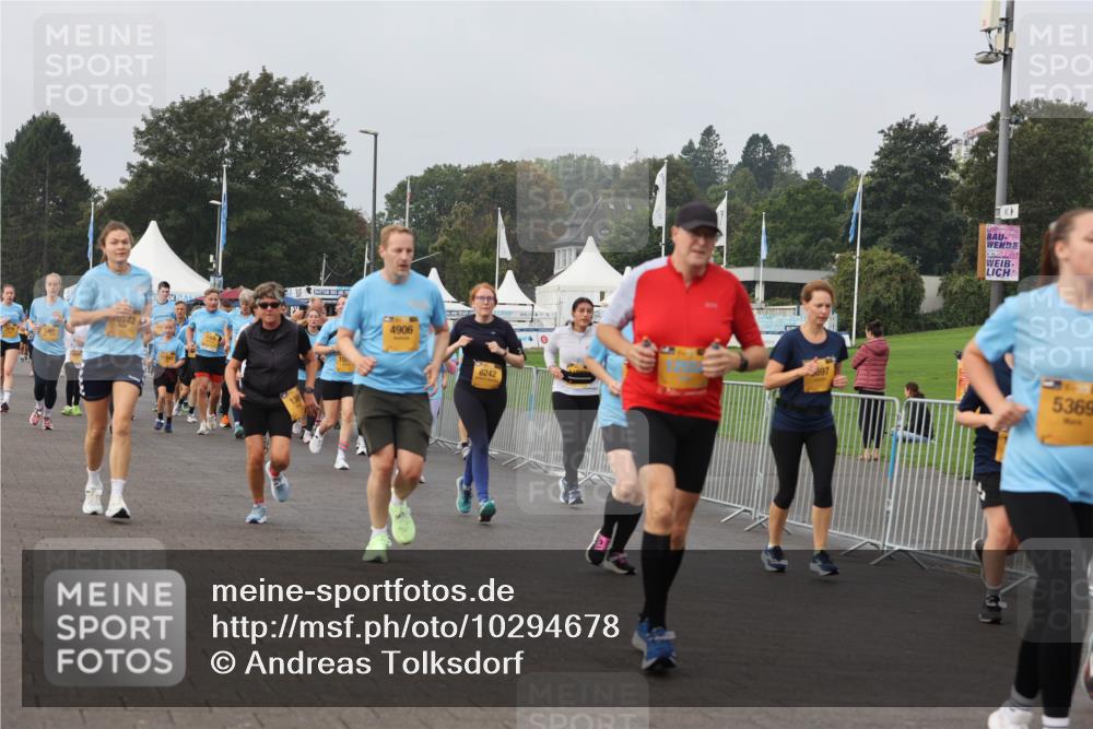 13.09.2026 - Kiel Lauf Andreas Tolksdorf http://msf.ph/oto/10294678 13.09.2026 09:27:47 Kiellinie 142, 4906, 697, 6242, 5369 meine-sportfotos.de