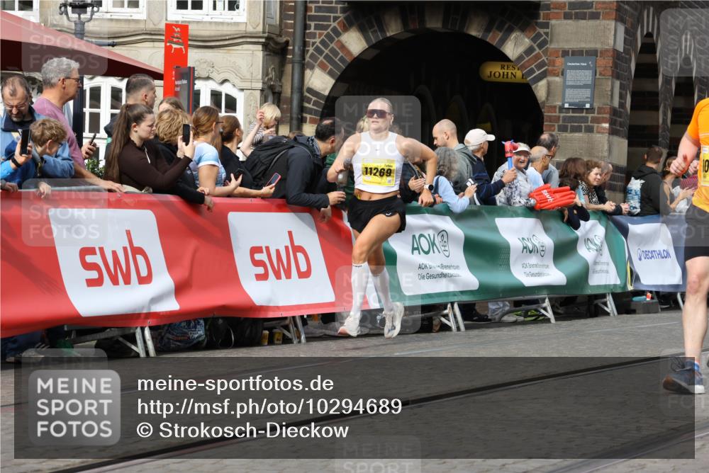 13.09.2026 - 21. swb-Marathon Bremen Strokosch-Dieckow http://msf.ph/oto/10294689 13.09.2026 10:47:32 Ziel 10319, 10744, 10898, 11060, 11187, 11269, 11462, 11650, 11651, 11814, 12048, 12298, 12415, 12470, 13528, 13545, 13589, 13613, 10172, 10210, 10223, 10393, 10592, 10594, 10860, 11018, 11130, 11634, 11809, 11894, 12077, 12318, 12547 meine-sportfotos.de