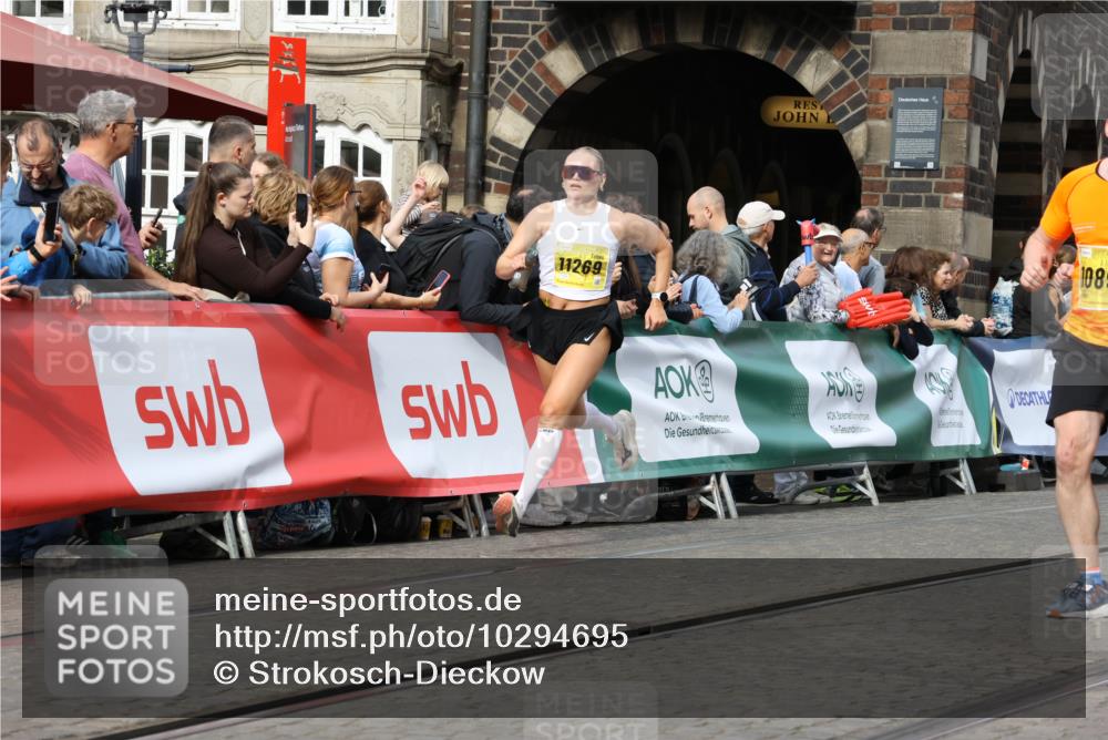 13.09.2026 - 21. swb-Marathon Bremen Strokosch-Dieckow http://msf.ph/oto/10294695 13.09.2026 10:47:32 Ziel 10319, 10744, 10898, 11060, 11187, 11269, 11462, 11650, 11651, 11814, 12048, 12298, 12415, 12470, 13528, 13545, 13589, 13613, 10172, 10210, 10223, 10393, 10592, 10594, 10860, 11018, 11130, 11634, 11809, 11894, 12077, 12318, 12547 meine-sportfotos.de