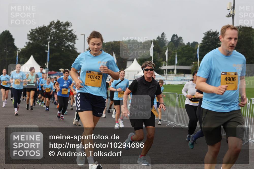 13.09.2026 - Kiel Lauf Andreas Tolksdorf http://msf.ph/oto/10294696 13.09.2026 09:27:49 Kiellinie 38, 10142, 10946, 38, 4906 meine-sportfotos.de