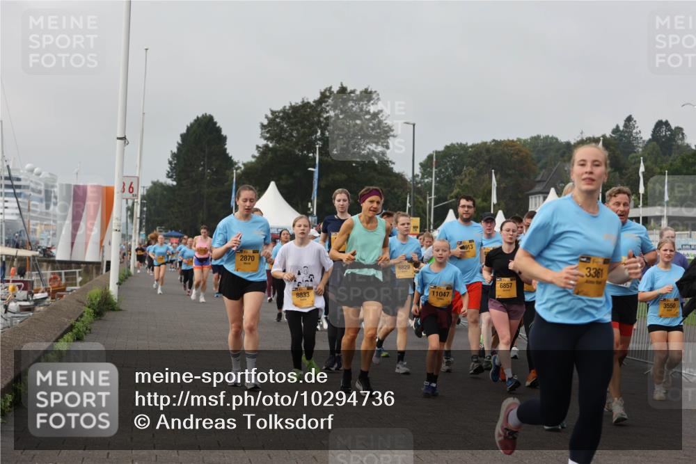 13.09.2026 - Kiel Lauf Andreas Tolksdorf http://msf.ph/oto/10294736 13.09.2026 09:27:54 Kiellinie 36, 2870, 8833, 6829, 1913, 11047, 6857, 3361, 3550 meine-sportfotos.de