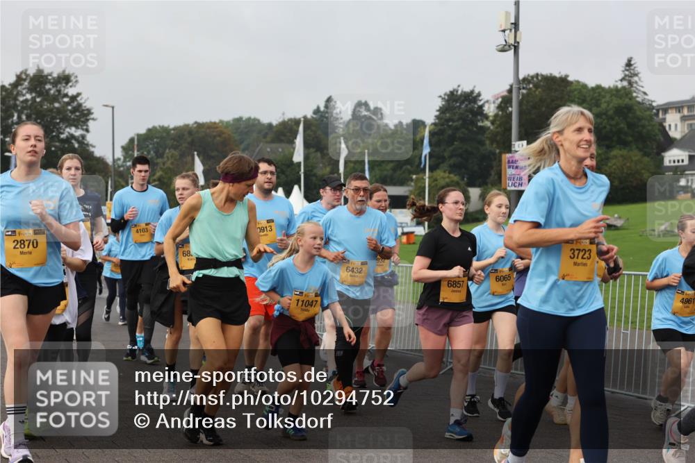 13.09.2026 - Kiel Lauf Andreas Tolksdorf http://msf.ph/oto/10294752 13.09.2026 09:27:56 Kiellinie 38, 2870, 4103, 68, 39, 0913, 11047, 39, 6432, 932, 6857, 6065, 1, 38, 3723, 4961 meine-sportfotos.de