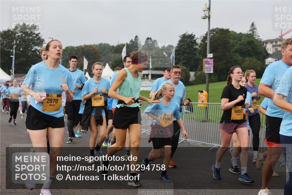 13.09.2026 - Kiel Lauf Andreas Tolksdorf http://msf.ph/oto/10294758 13.09.2026 09:27:56 Kiellinie 4, 38, 2870, 6829, 11047, 1, 38, 6857, 10302 meine-sportfotos.de