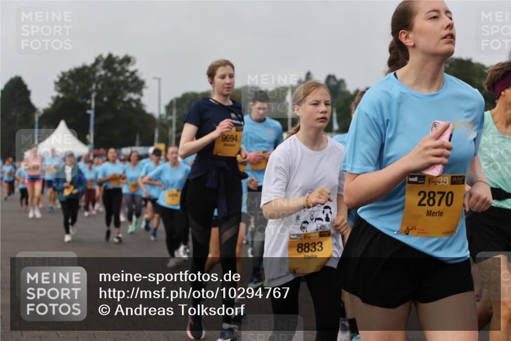13.09.2026 - Kiel Lauf Andreas Tolksdorf http://msf.ph/oto/10294767 13.09.2026 09:27:57 Kiellinie 9694, 4, 38, 2870, 38, 8833 meine-sportfotos.de