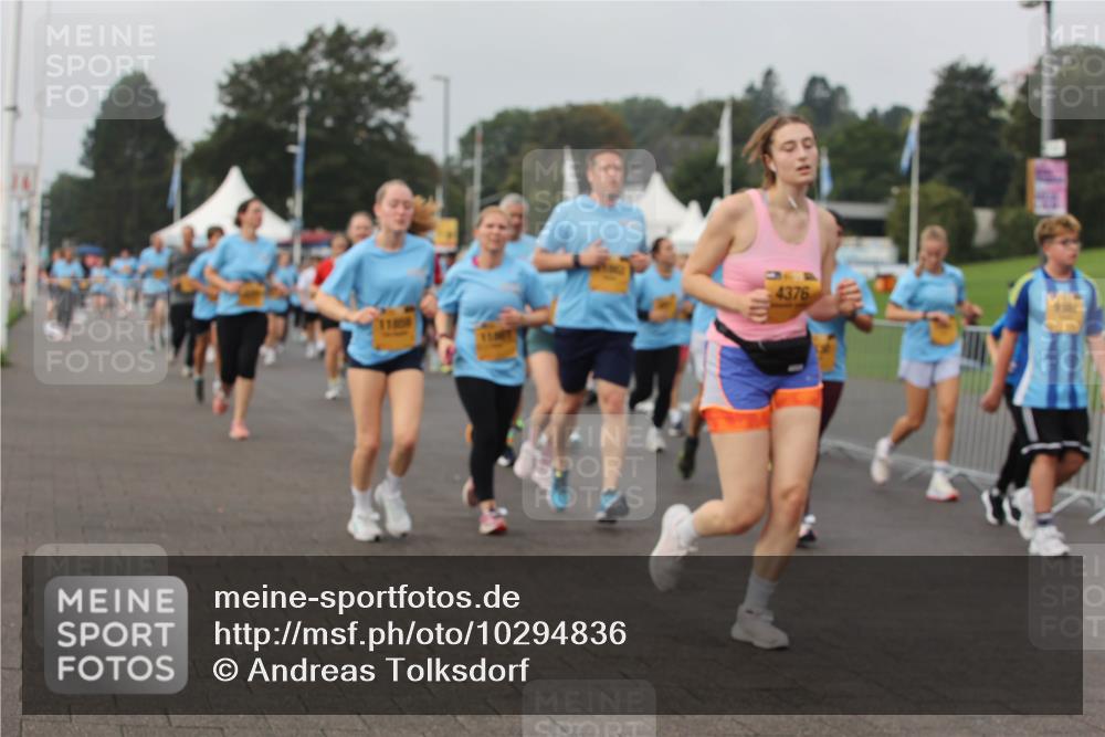 13.09.2026 - Kiel Lauf Andreas Tolksdorf http://msf.ph/oto/10294836 13.09.2026 09:28:05 Kiellinie 4376 meine-sportfotos.de