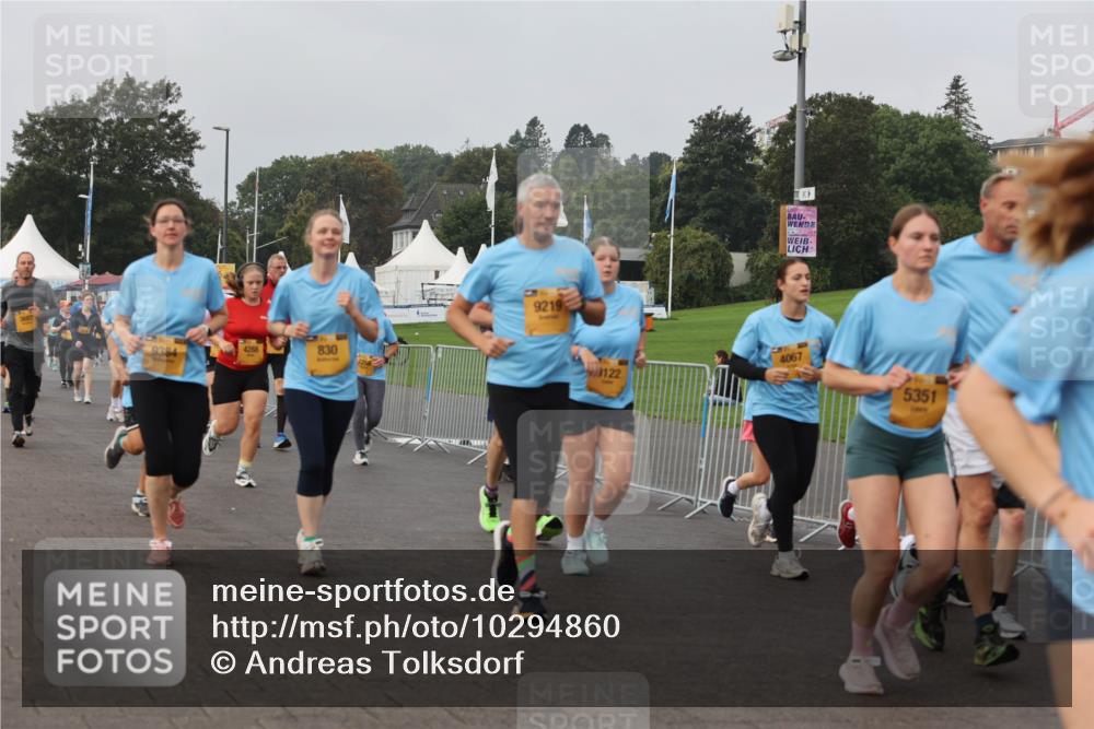 13.09.2026 - Kiel Lauf Andreas Tolksdorf http://msf.ph/oto/10294860 13.09.2026 09:28:07 Kiellinie 9384, 4288, 830, 9219, 4067, 5351 meine-sportfotos.de