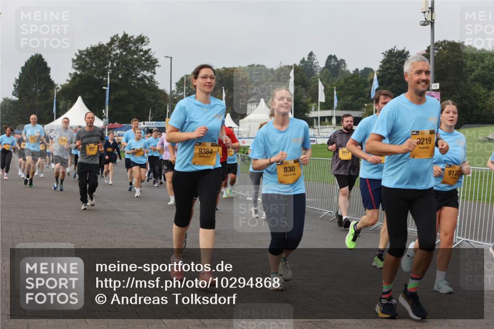 13.09.2026 - Kiel Lauf Andreas Tolksdorf http://msf.ph/oto/10294868 13.09.2026 09:28:08 Kiellinie 31, 9384, 830, 3914, 219, 9122 meine-sportfotos.de