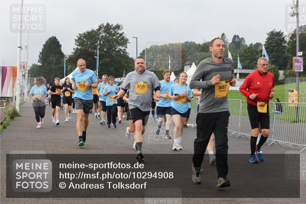 13.09.2026 - Kiel Lauf Andreas Tolksdorf http://msf.ph/oto/10294908 13.09.2026 09:28:12 Kiellinie 36, 11184, 6732, 3735, 3687, 0076, 1092 meine-sportfotos.de