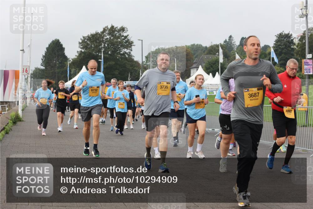 13.09.2026 - Kiel Lauf Andreas Tolksdorf http://msf.ph/oto/10294909 13.09.2026 09:28:13 Kiellinie 36, 10150, 11184, 6732, 1713, 3735, 31, 076, 99, 424, 3687, 1092 meine-sportfotos.de