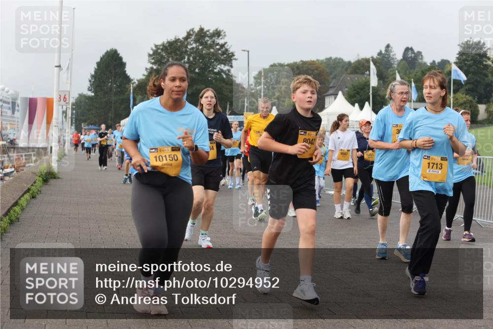 13.09.2026 - Kiel Lauf Andreas Tolksdorf http://msf.ph/oto/10294952 13.09.2026 09:28:17 Kiellinie 36, 38, 8042, 9587, 5851, 10150, 34, 3, 38, 1713 meine-sportfotos.de